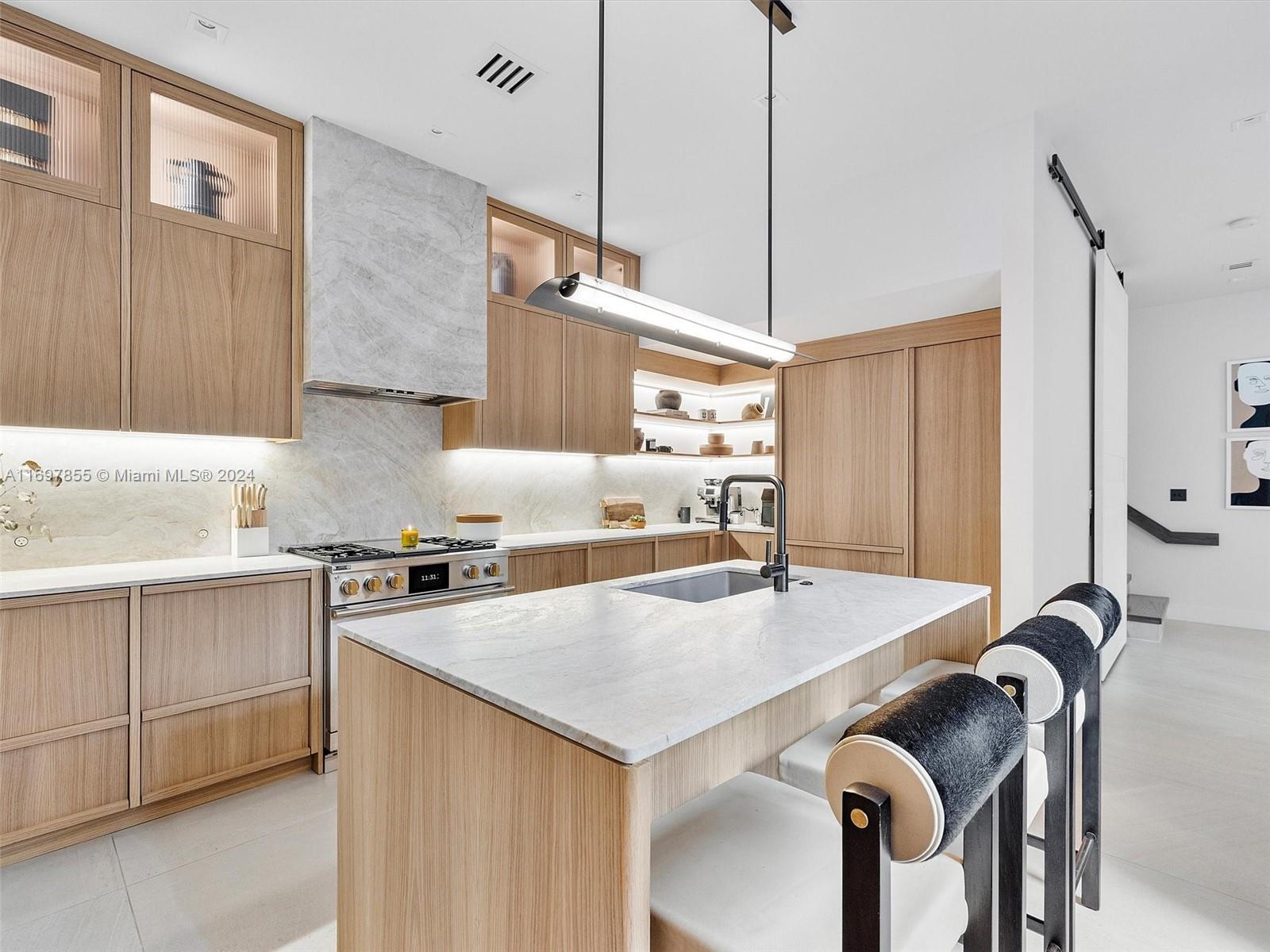 AQUA AT ALLISON ISLAND - Residential