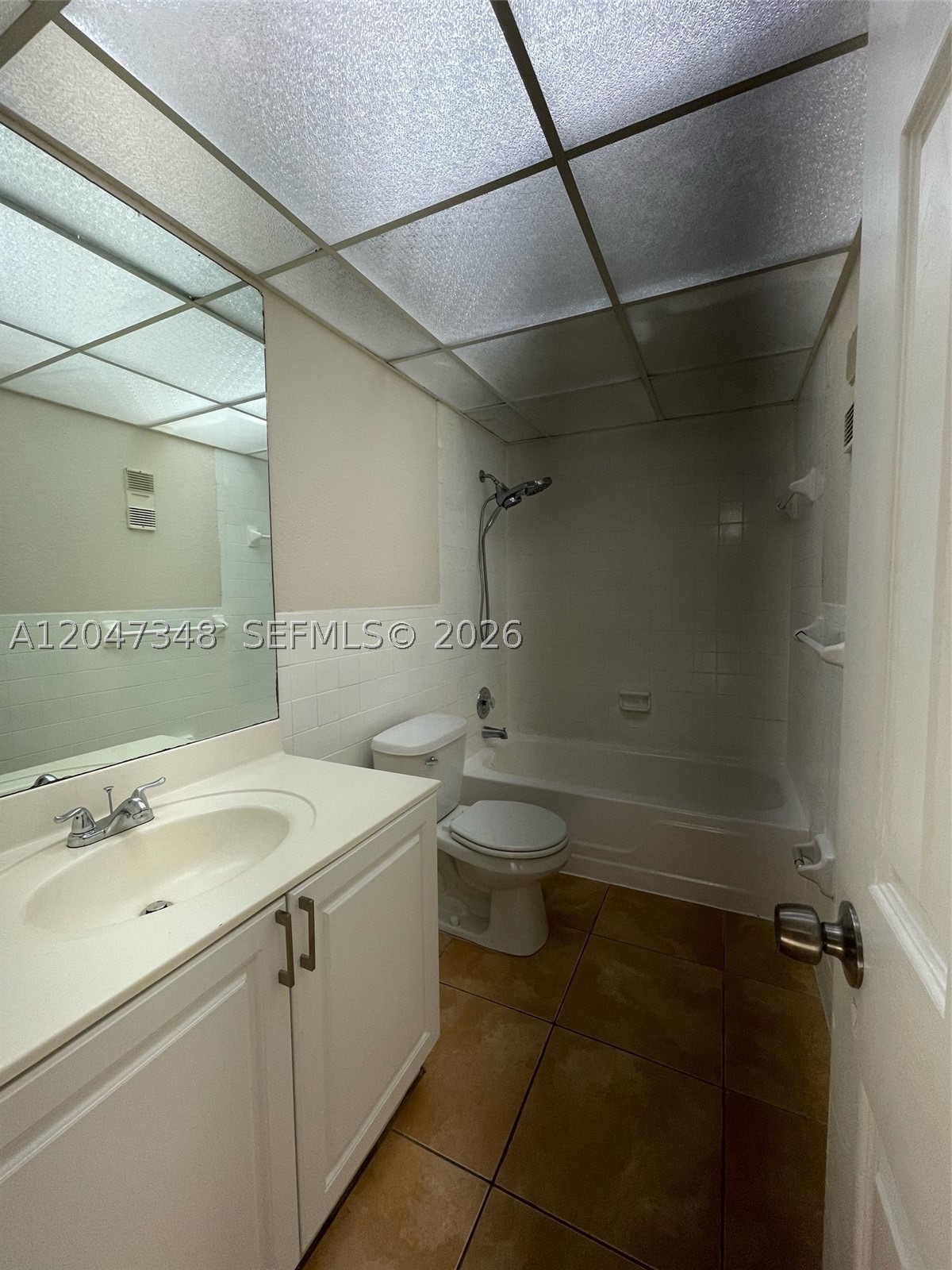 CORAL GATE EAST CONDO - Residential Lease