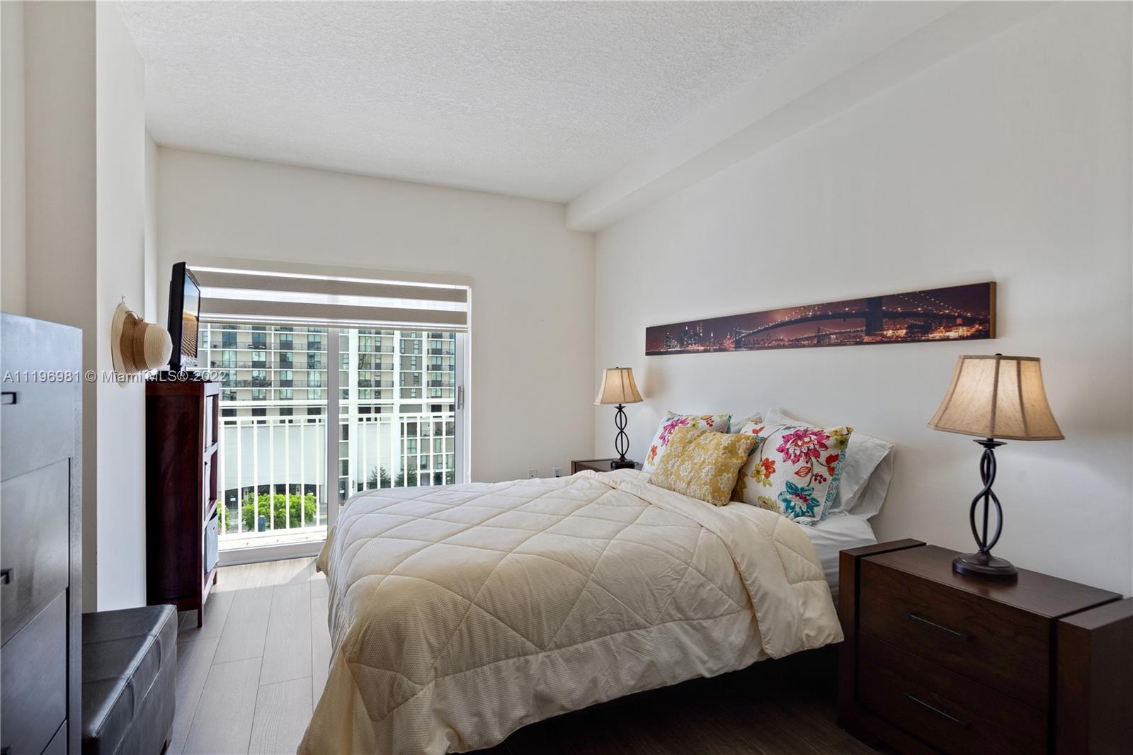 DOUGLAS GRAND CONDO - Residential