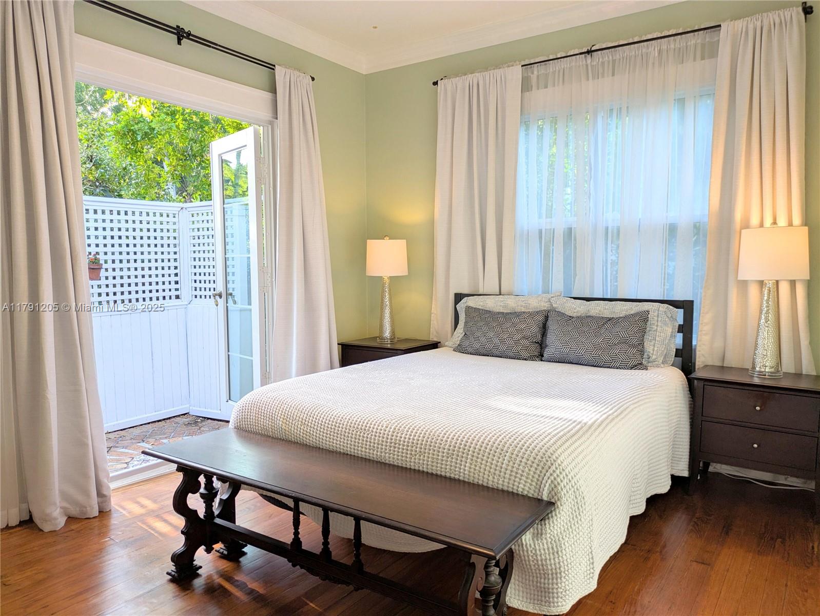 RIVERSIDE ADD AMEN PLAT - Residential