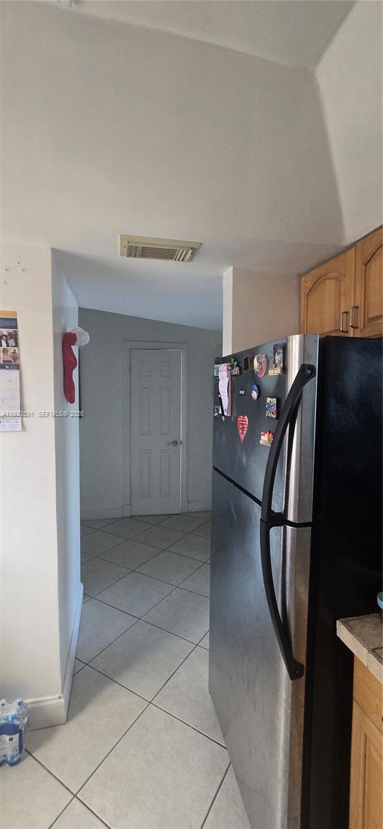 FIRST FORUM CONDO - Residential