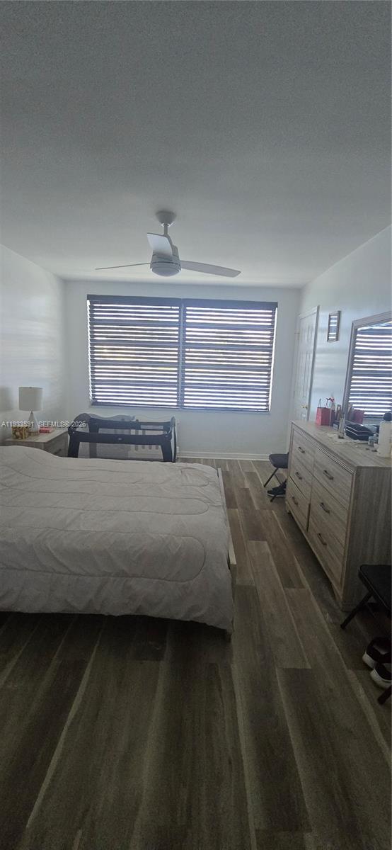 FIRST FORUM CONDO - Residential