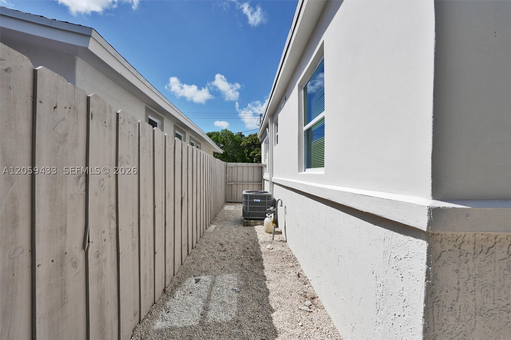 LAWRENCE ESTATES LAND COS - Residential Income