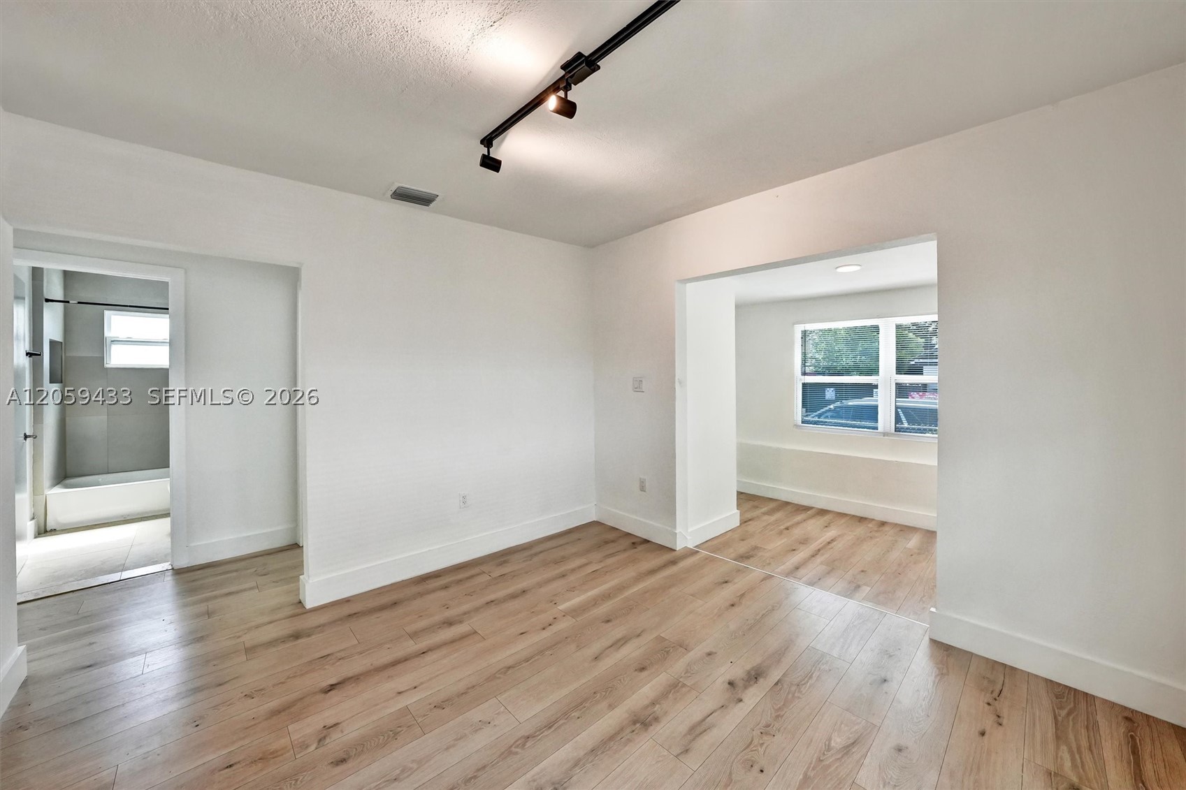 LAWRENCE ESTATES LAND COS - Residential Income