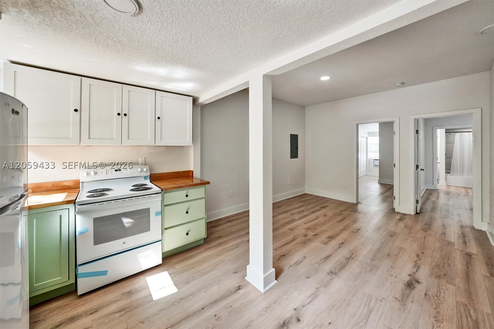 LAWRENCE ESTATES LAND COS - Residential Income