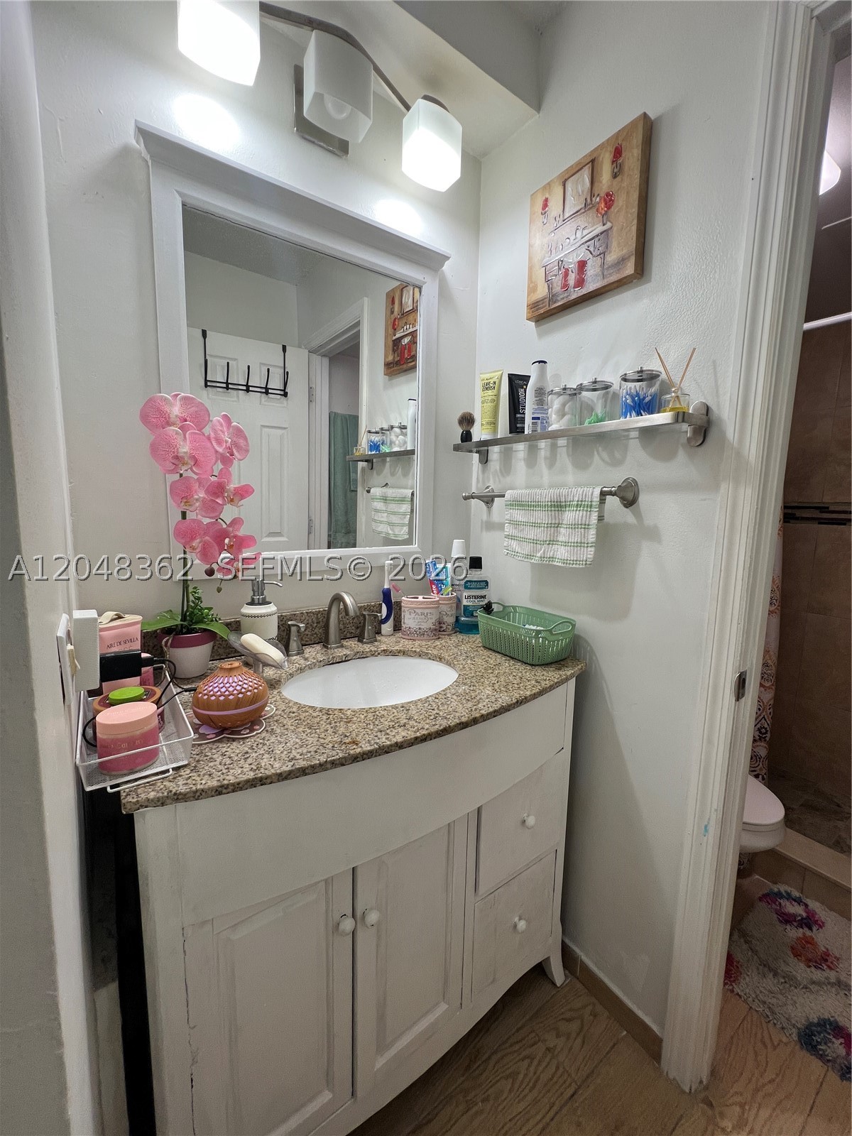 UNIVERSITY TRAIL CONDO - Residential Lease