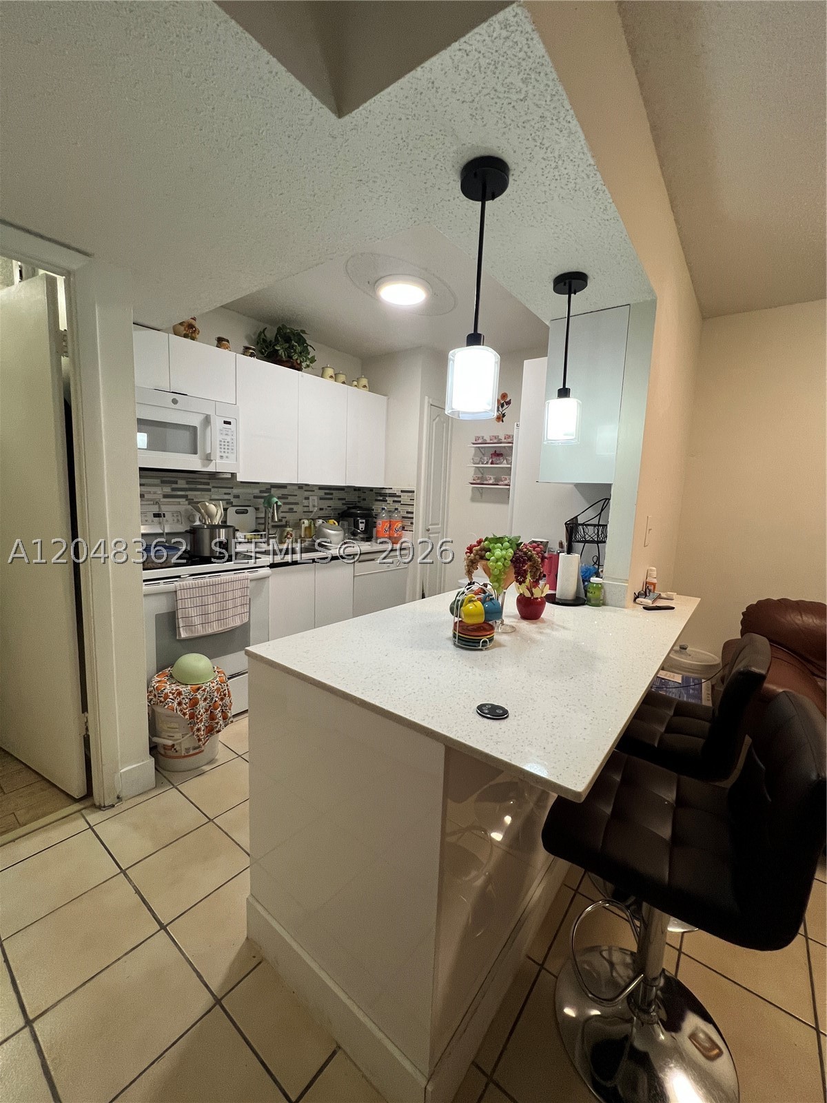 UNIVERSITY TRAIL CONDO - Residential Lease