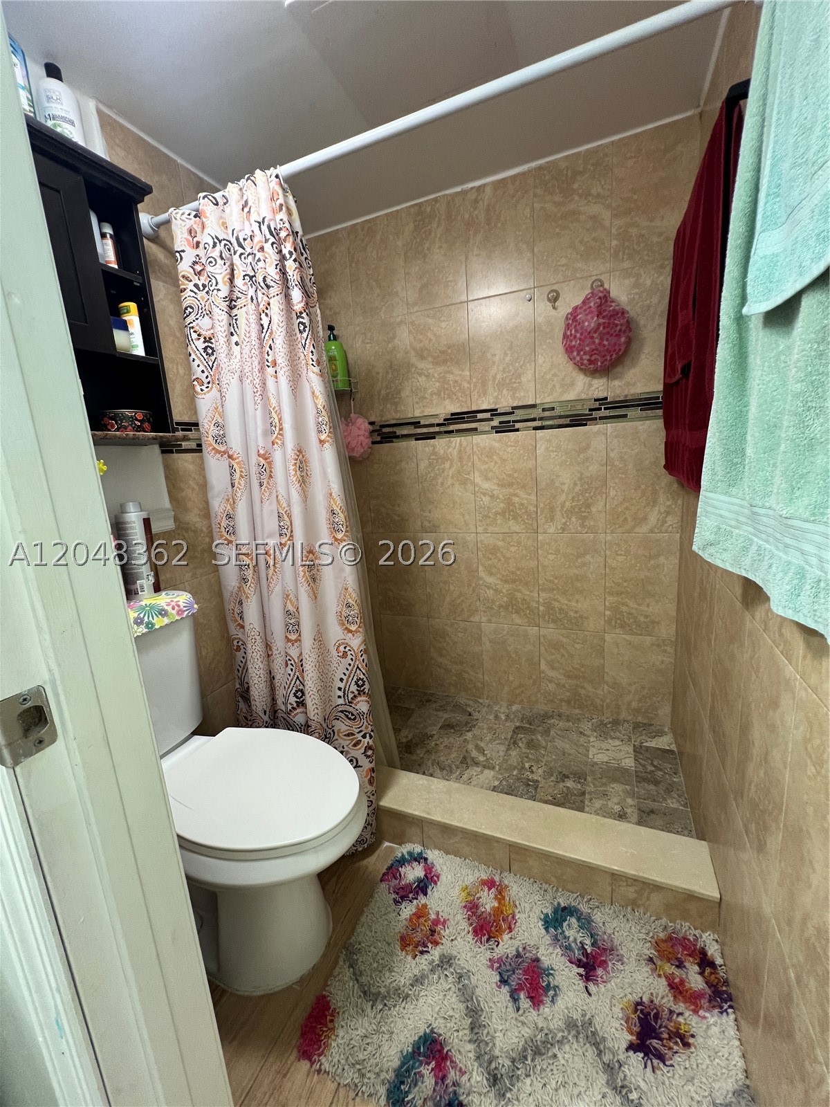 UNIVERSITY TRAIL CONDO - Residential Lease