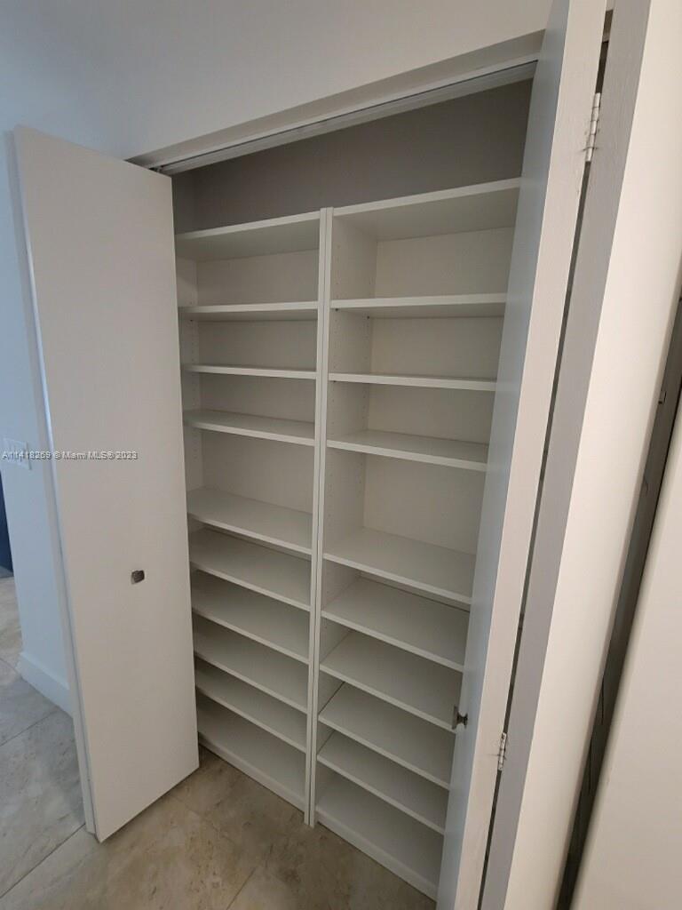 ARIA ON THE BAY CONDO - Residential Lease