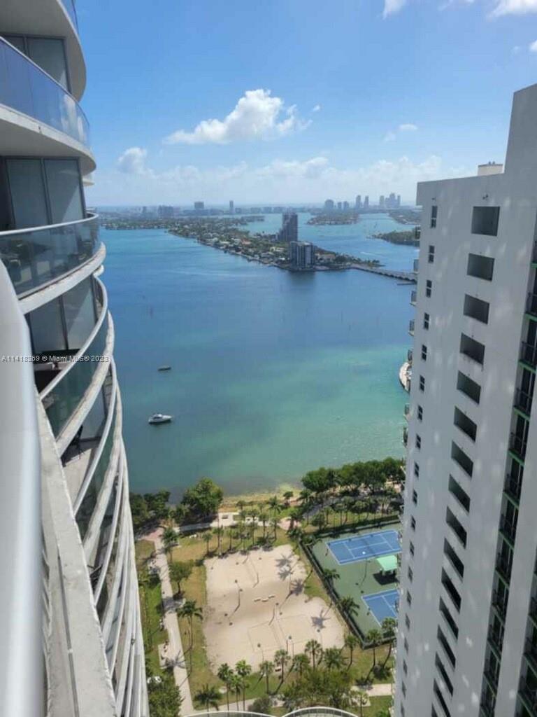 High floor unit - stunning views of the beautiful Biscayne Bay, full of natural light and conveniently close to the elevator! One Bedroom, one full Bathrooms, and half bathroom for your visitors, large balcony to enjoy the sunrise & the sunset, porcelain tiles floors, Bosch stainless steel appliances, European cabinets and more, ARIA ON THE BAY is an exquisite building with amazing amenities to make your life more enjoyable on a daily basis! PLUS a desired location within walking distance to the hottest spots in Downtown Miami.