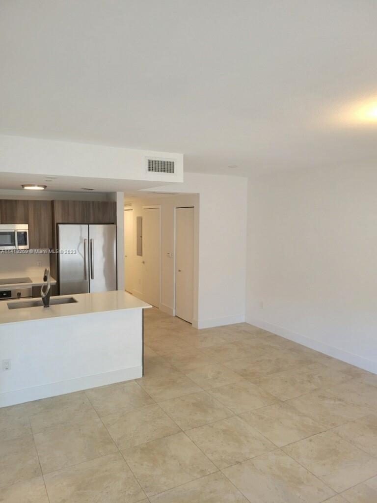 ARIA ON THE BAY CONDO - Residential Lease