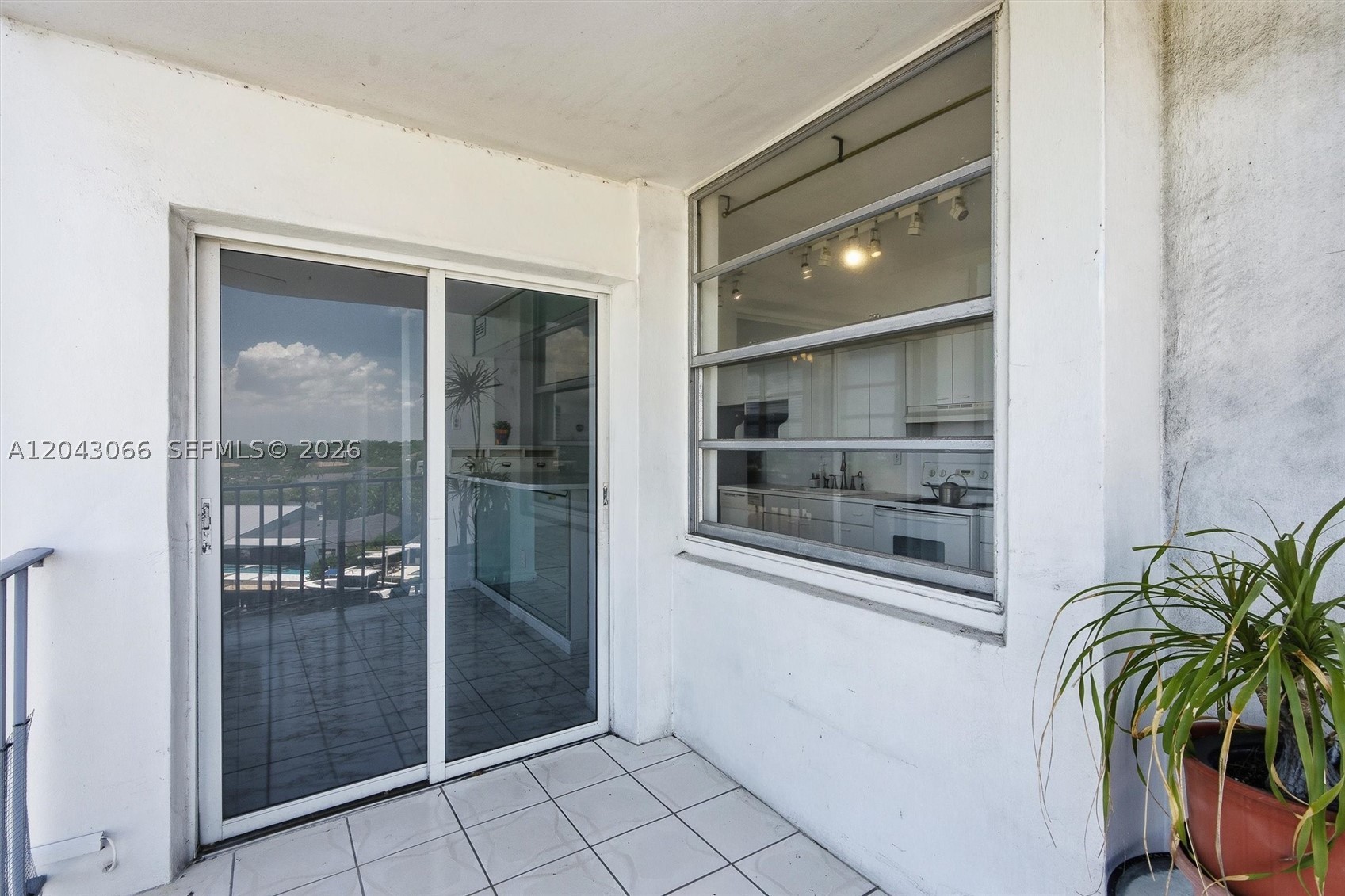 MAJORCA TOWERS CONDO - Residential
