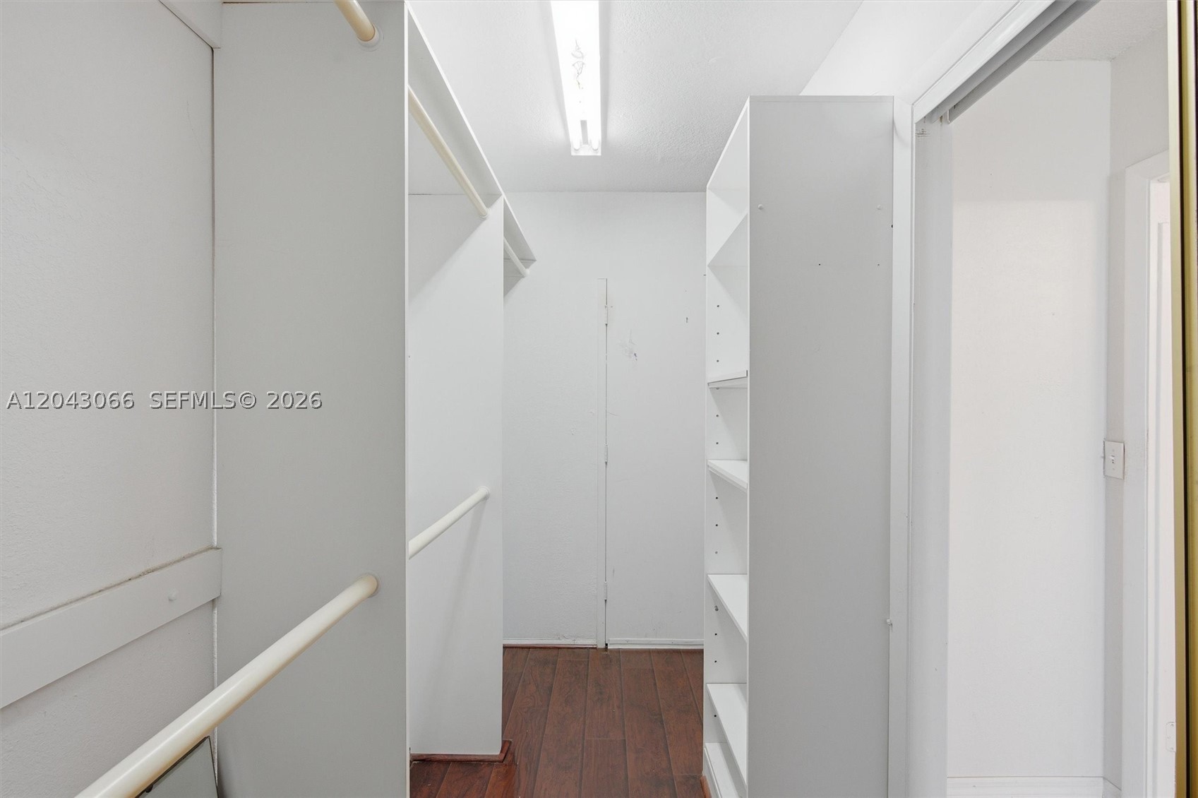 MAJORCA TOWERS CONDO - Residential
