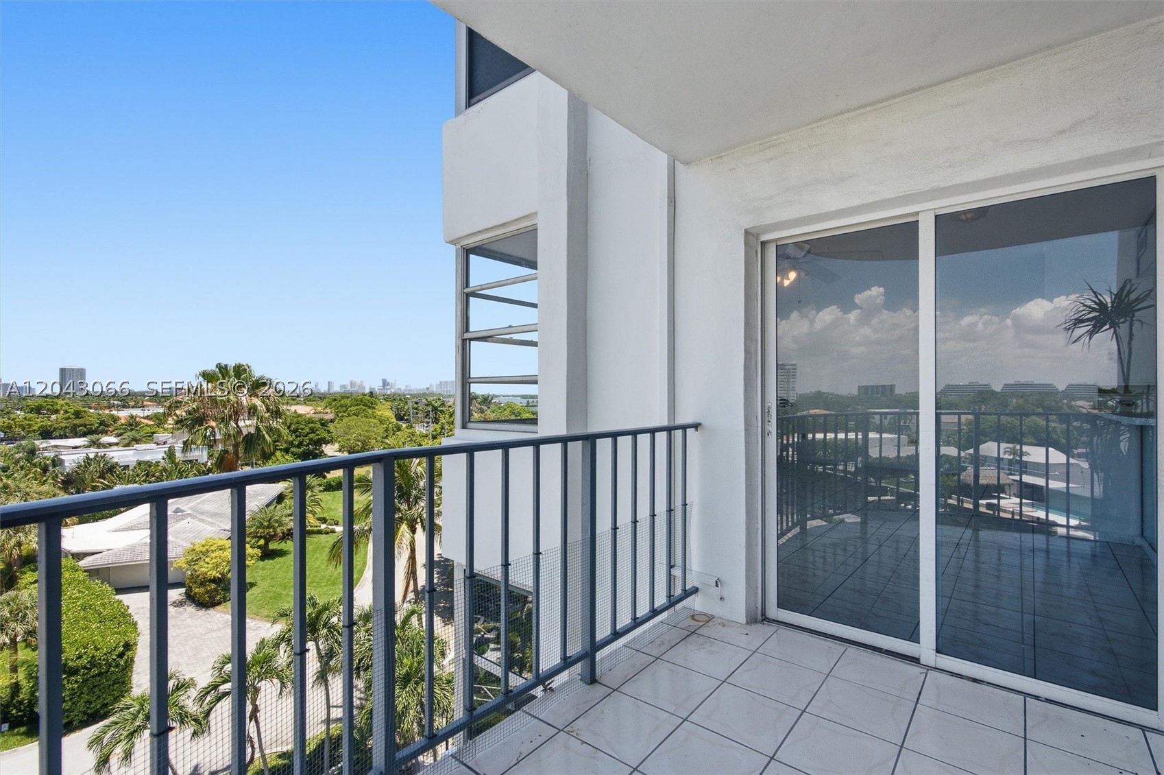 MAJORCA TOWERS CONDO - Residential