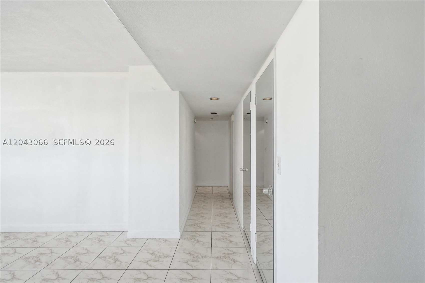 MAJORCA TOWERS CONDO - Residential