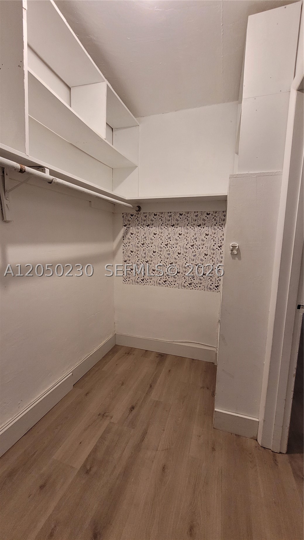 SANS SOUCI CONDO - Residential Lease