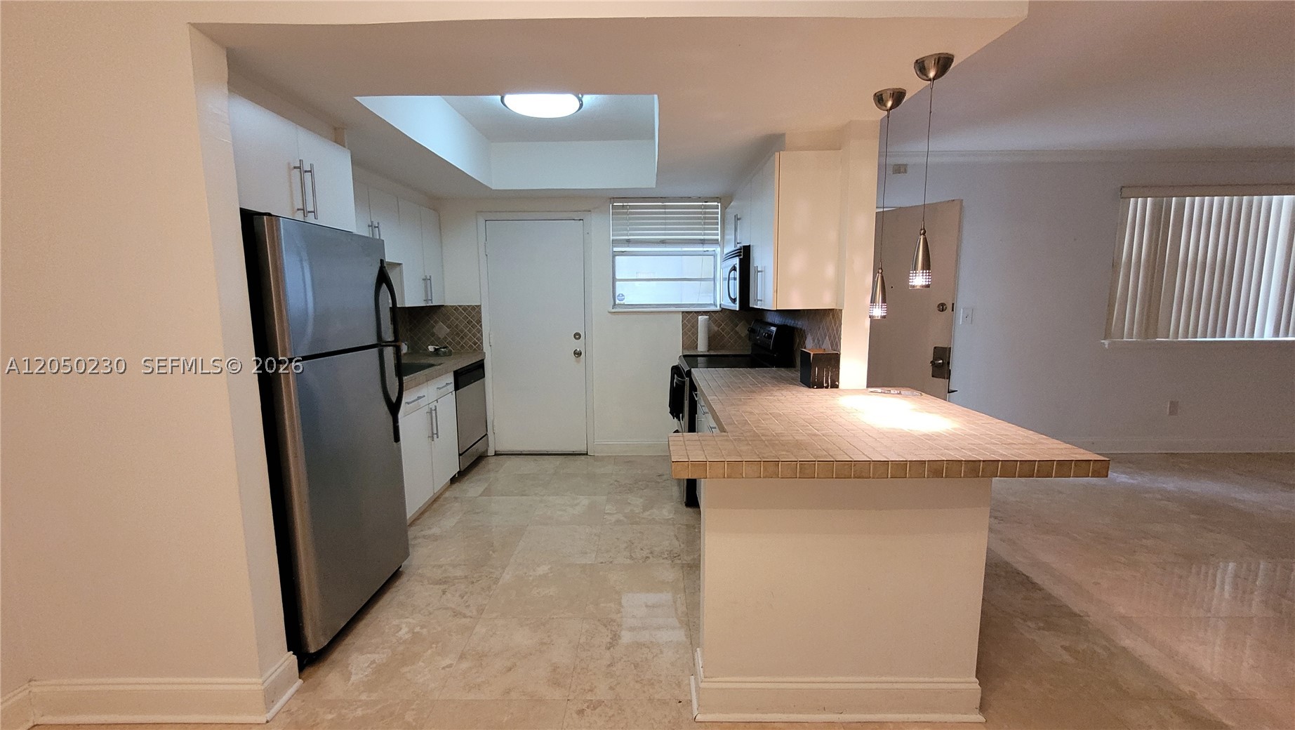 SANS SOUCI CONDO - Residential Lease