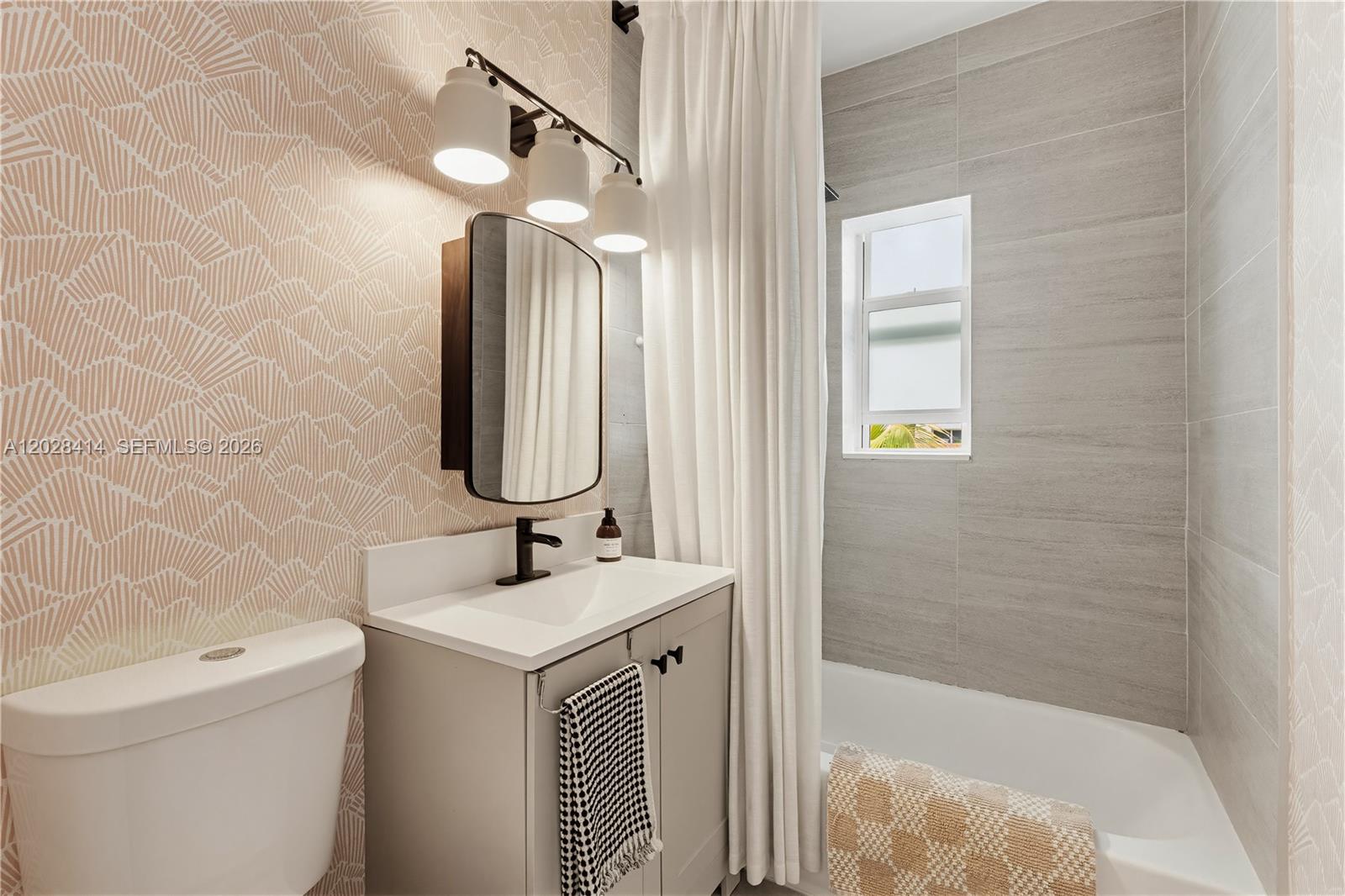 BAY VISTA PARK AMD PL - Residential Lease