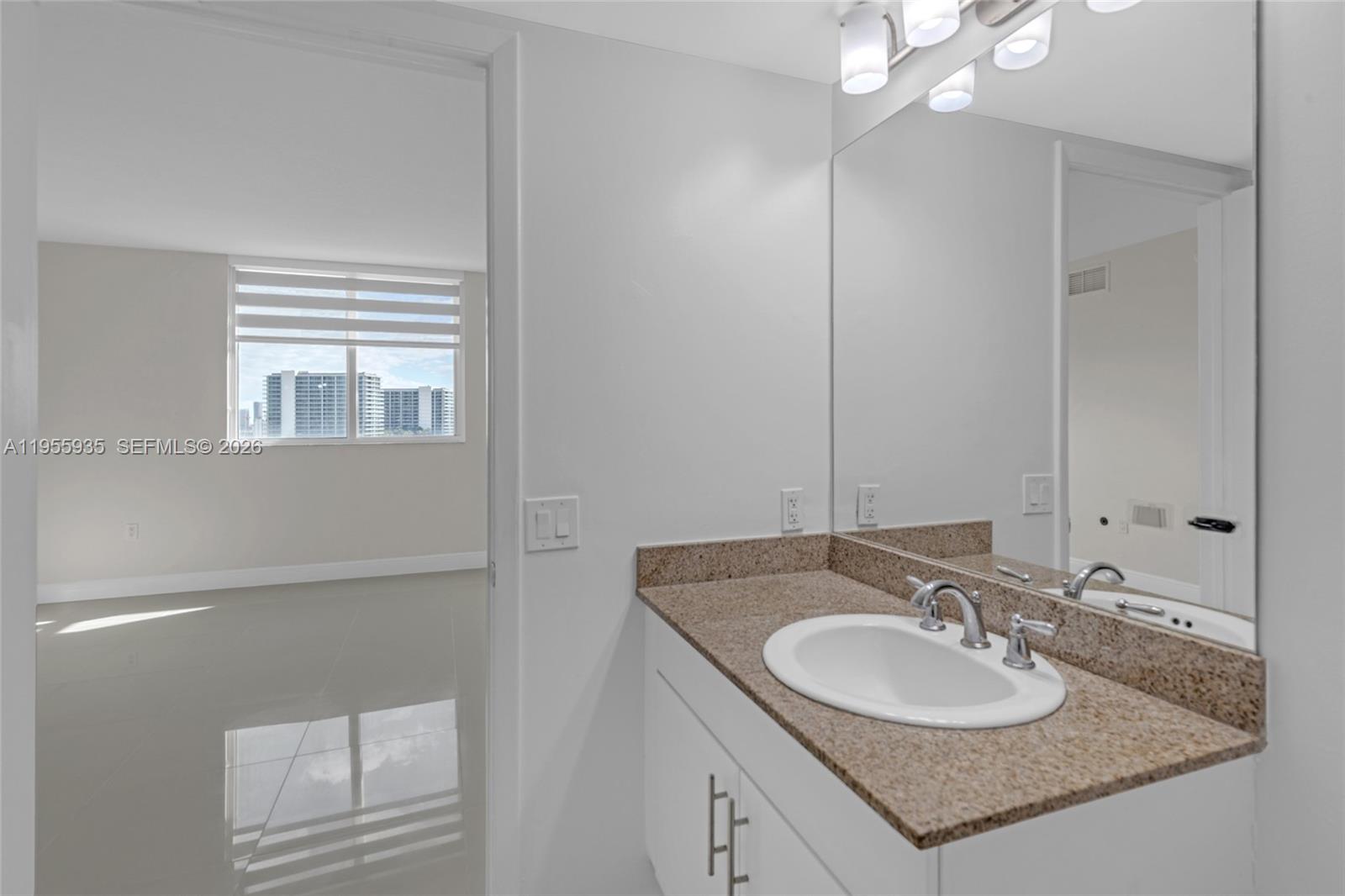 TERRAZAS RIVERPARK VILLAG - Residential