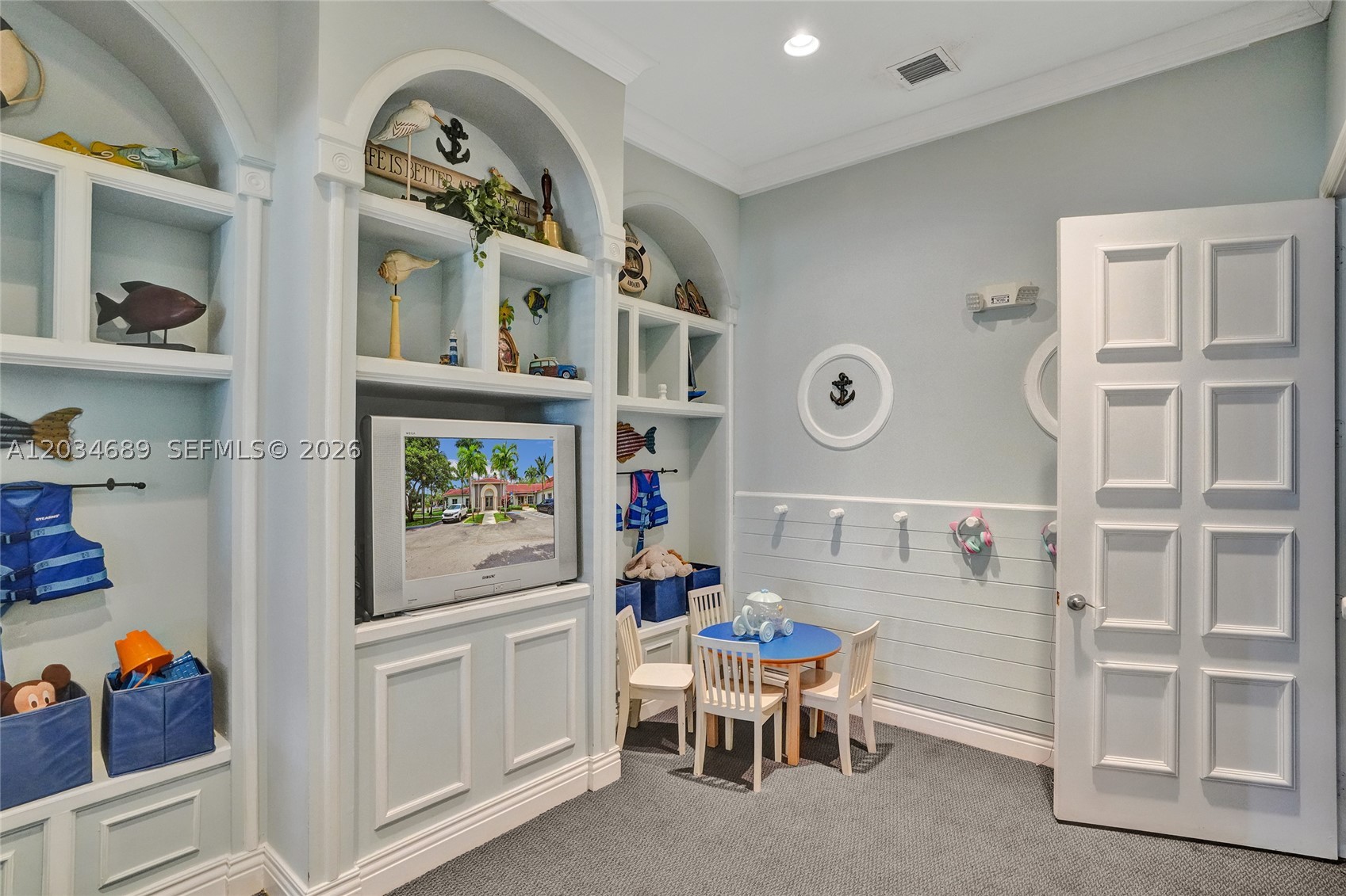 GABLES COURT CONDO - Residential Lease