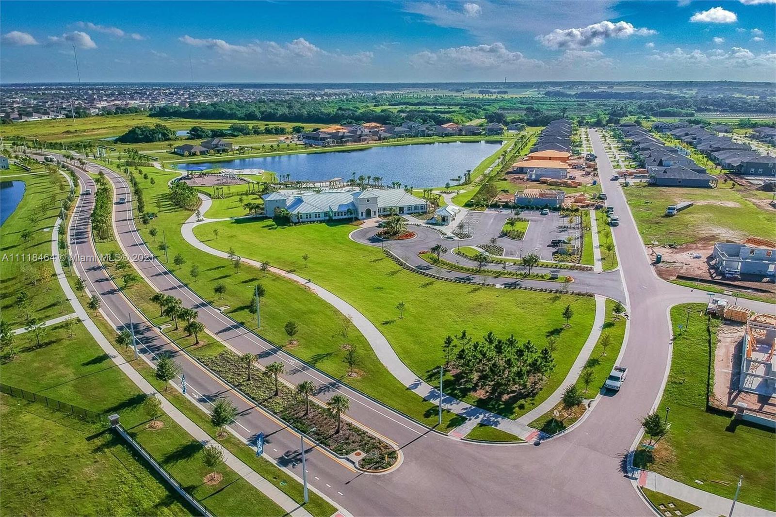 CARLTON LAKES WEST PHASE 1 - Residential