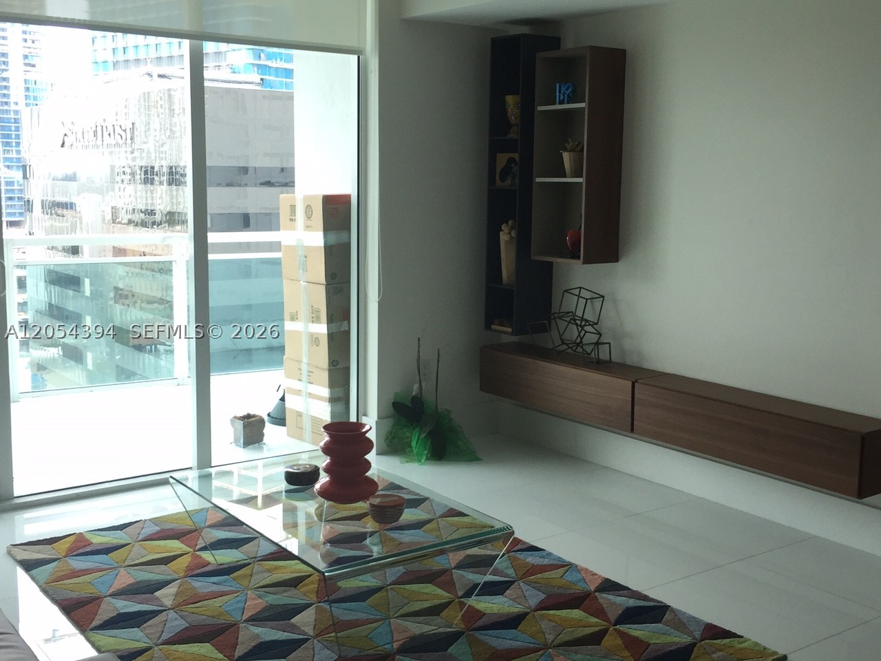 THE PLAZA - Residential Lease