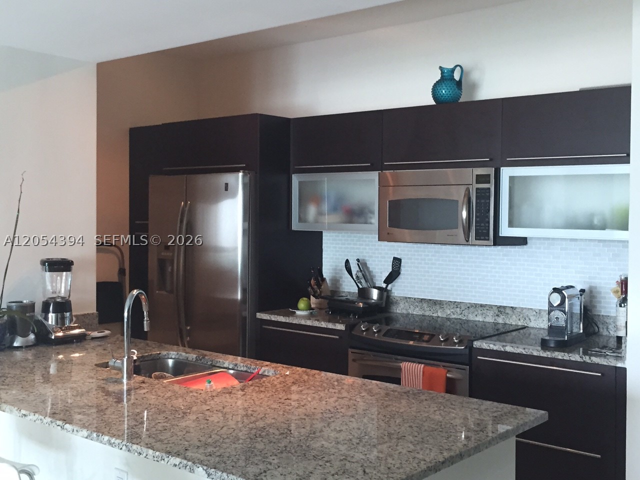 THE PLAZA - Residential Lease