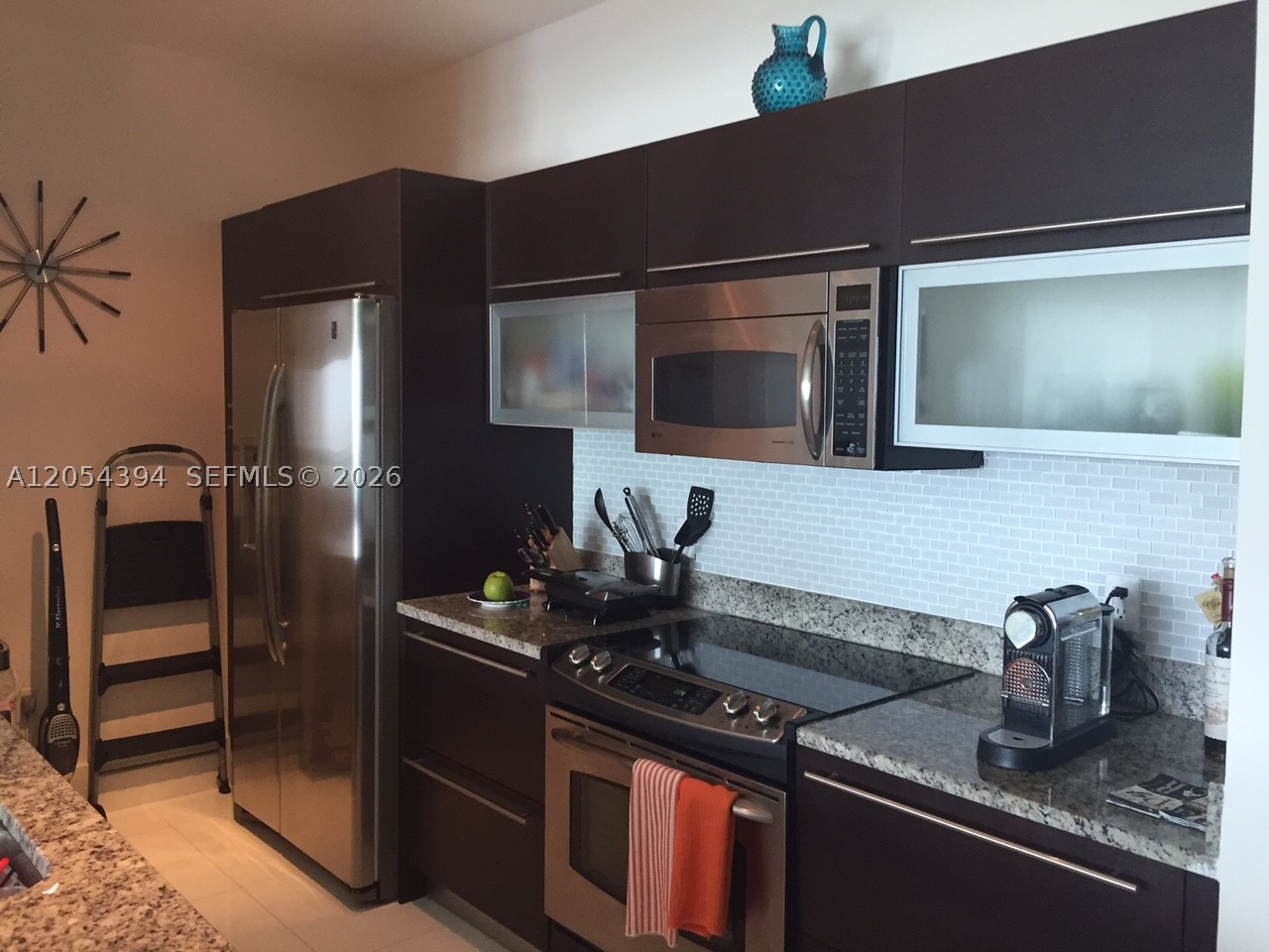 THE PLAZA - Residential Lease