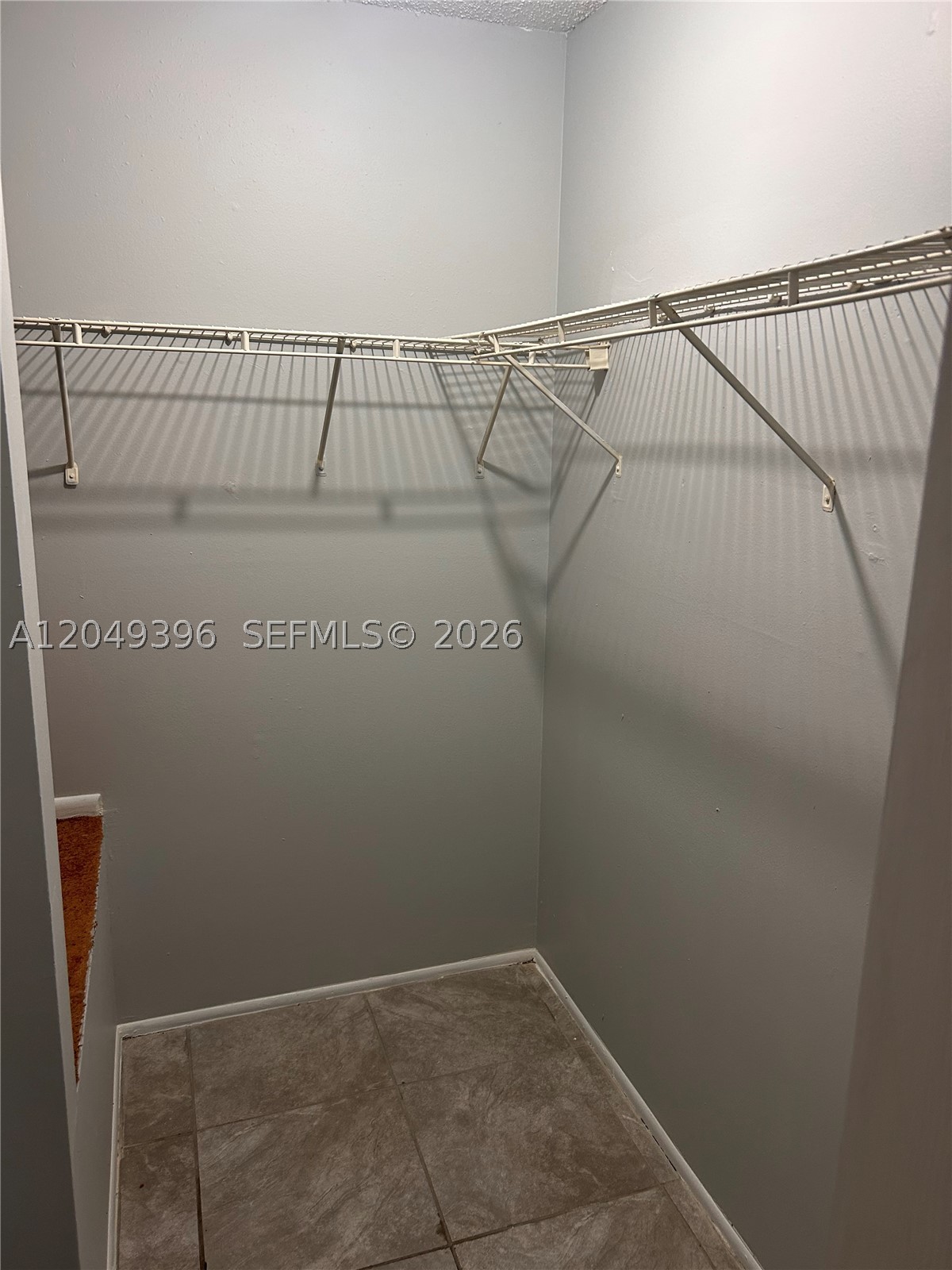 DELRAY ESTATES CONDO PH I - Residential Lease