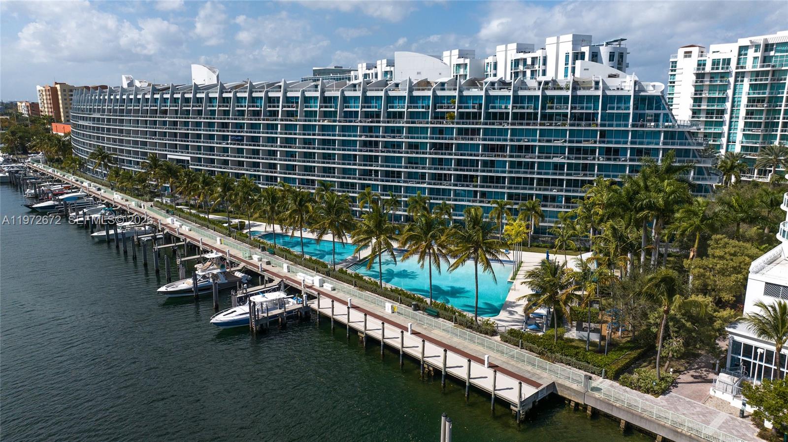 ARTECH RESIDENCES AT AVEN - Residential
