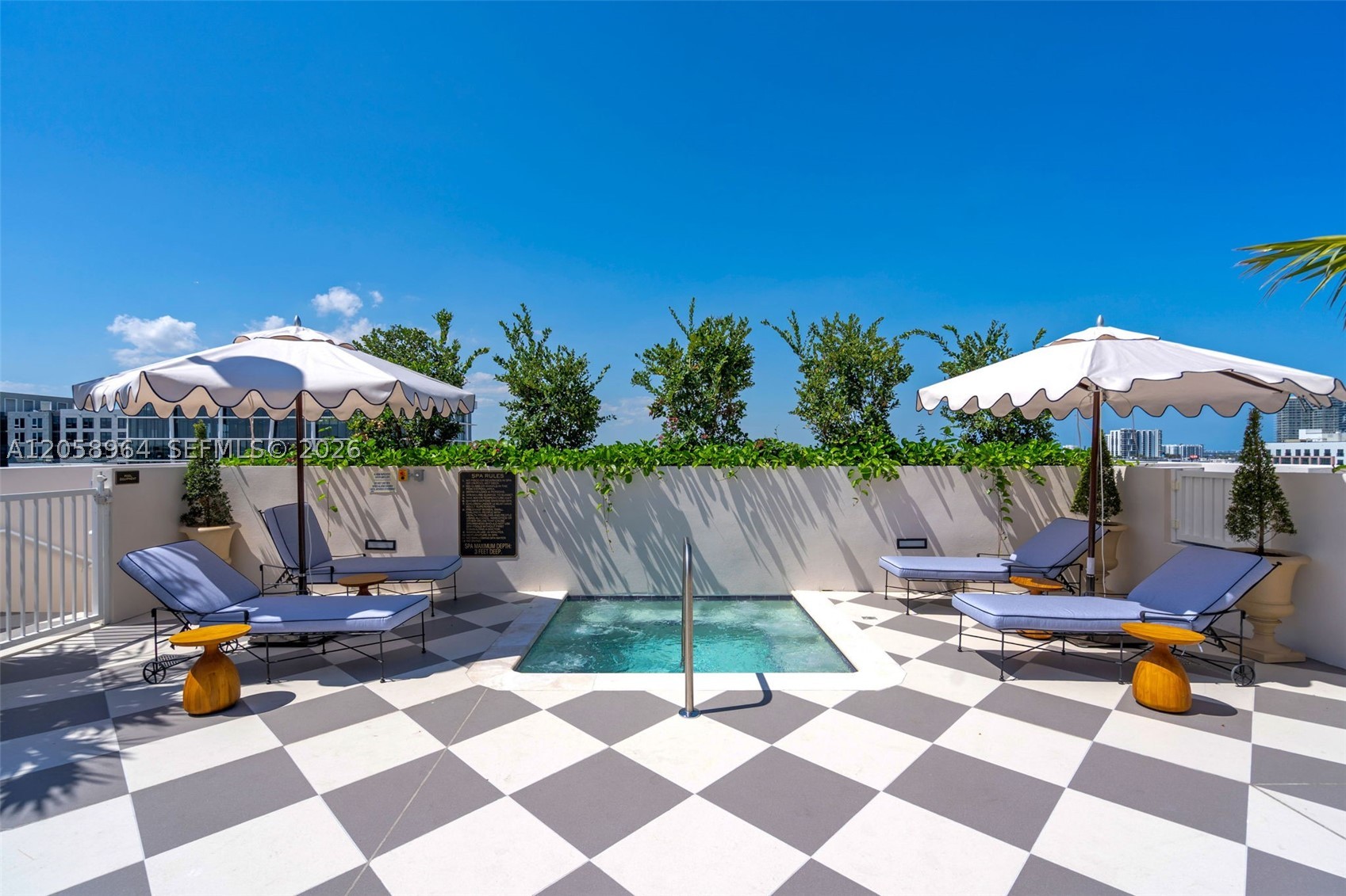NOMAD WYNWOOD RESIDENCES - Residential