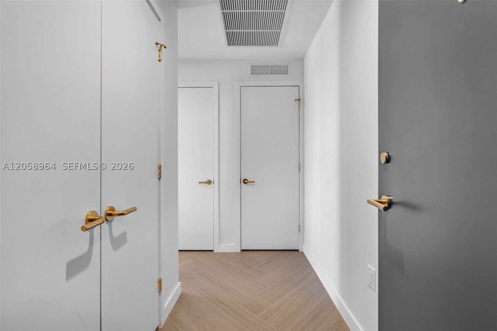 NOMAD WYNWOOD RESIDENCES - Residential