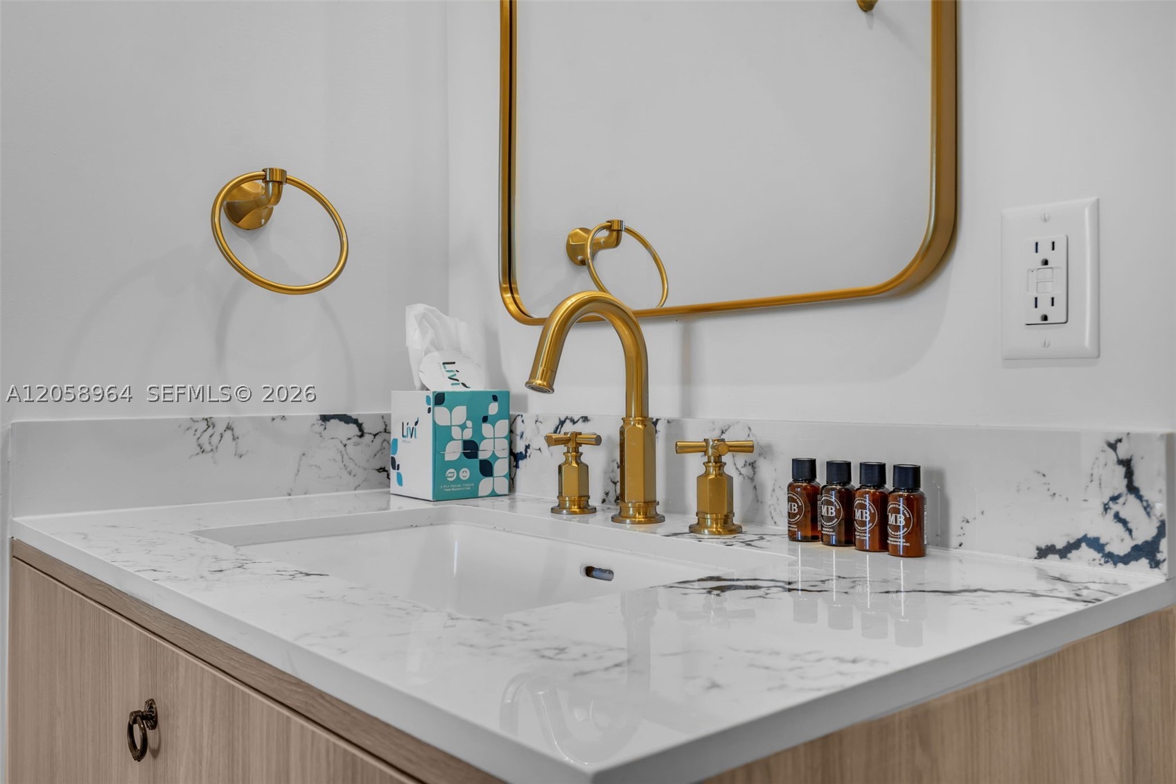 NOMAD WYNWOOD RESIDENCES - Residential