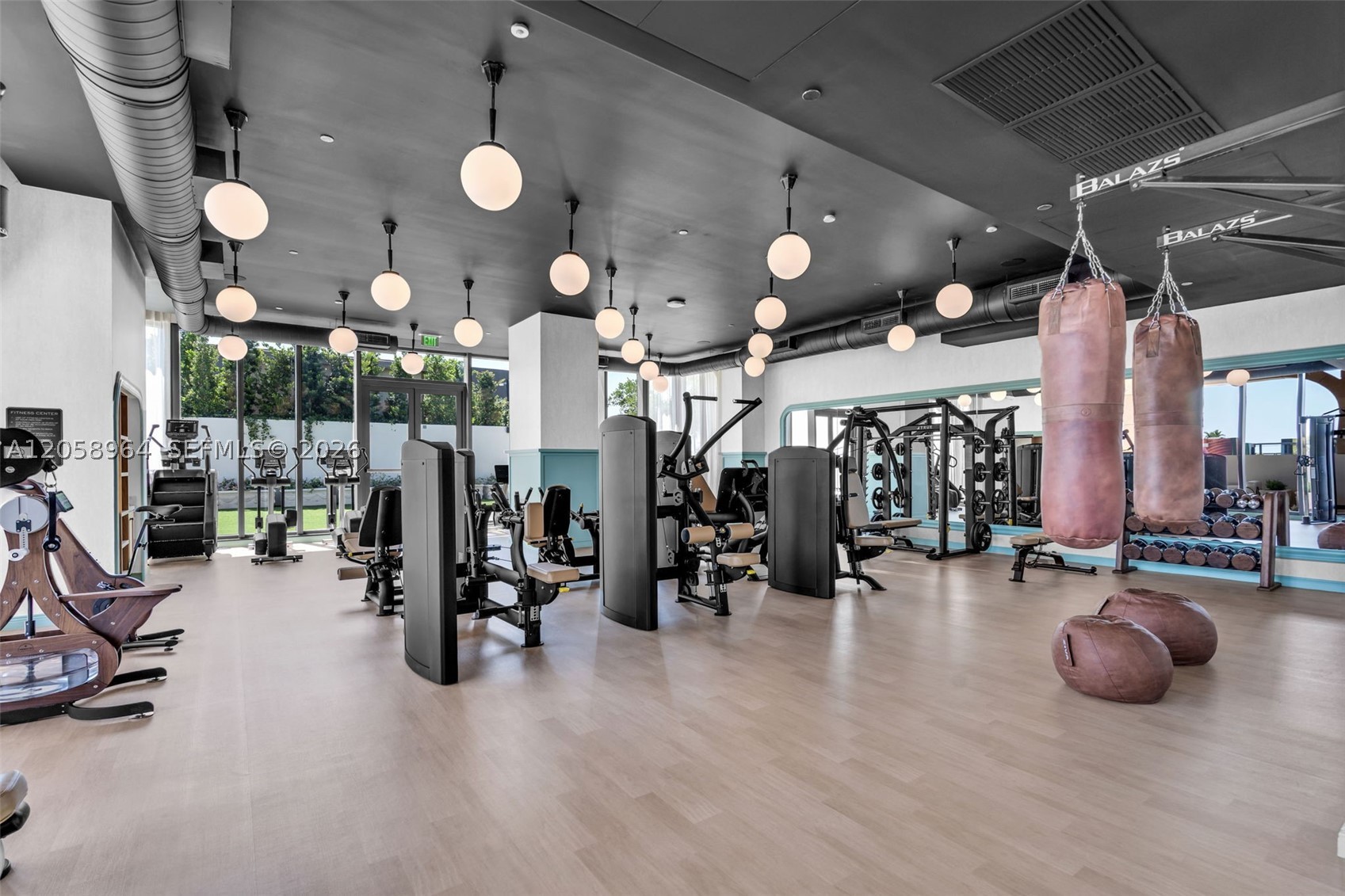 NOMAD WYNWOOD RESIDENCES - Residential