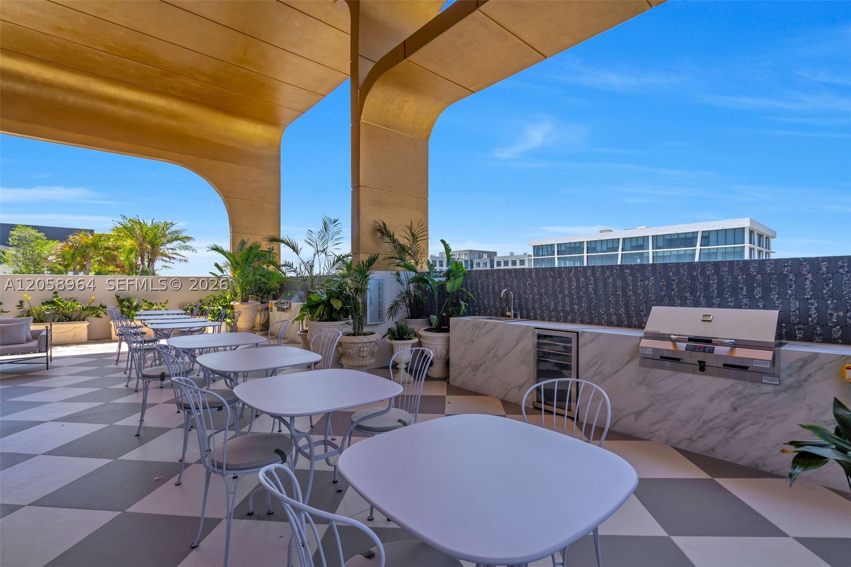 NOMAD WYNWOOD RESIDENCES - Residential