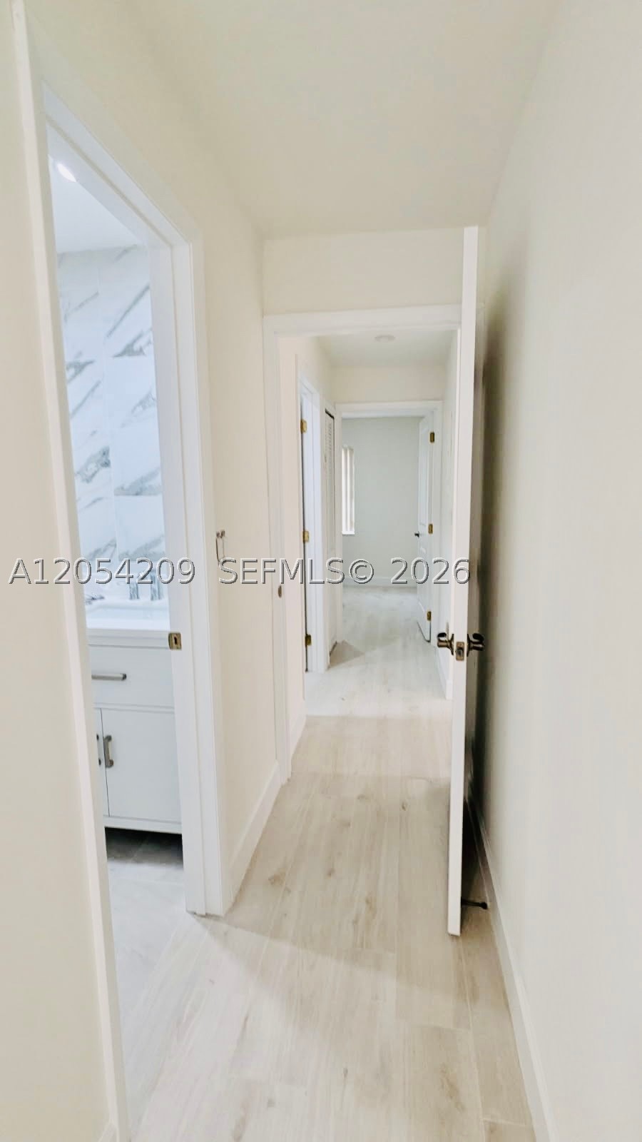 TROPICAL PARK VILLAS COND - Residential Lease