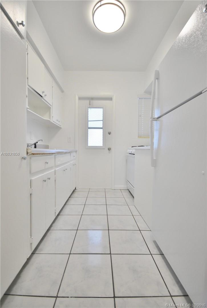 RITZ ROYAL PALM II CONDO - Residential Lease