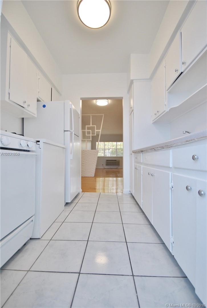 RITZ ROYAL PALM II CONDO - Residential Lease