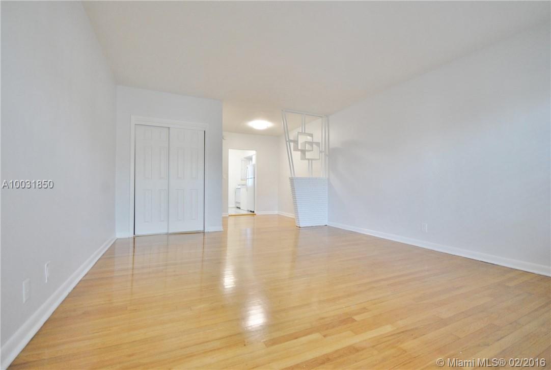 RITZ ROYAL PALM II CONDO - Residential Lease
