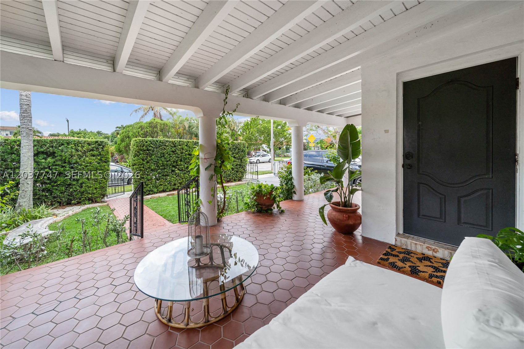 SILVER BLUFF EST SEC C - Residential Lease