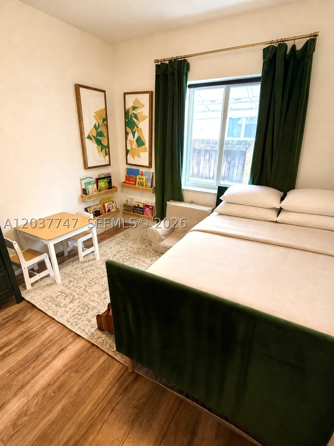 SILVER BLUFF EST SEC C - Residential Lease