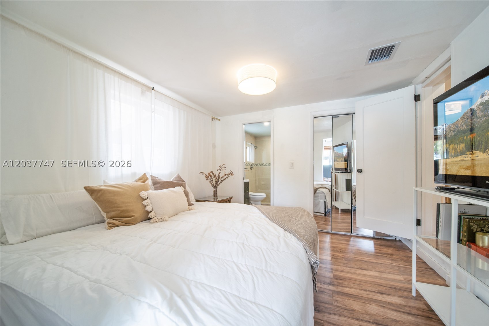 SILVER BLUFF EST SEC C - Residential Lease