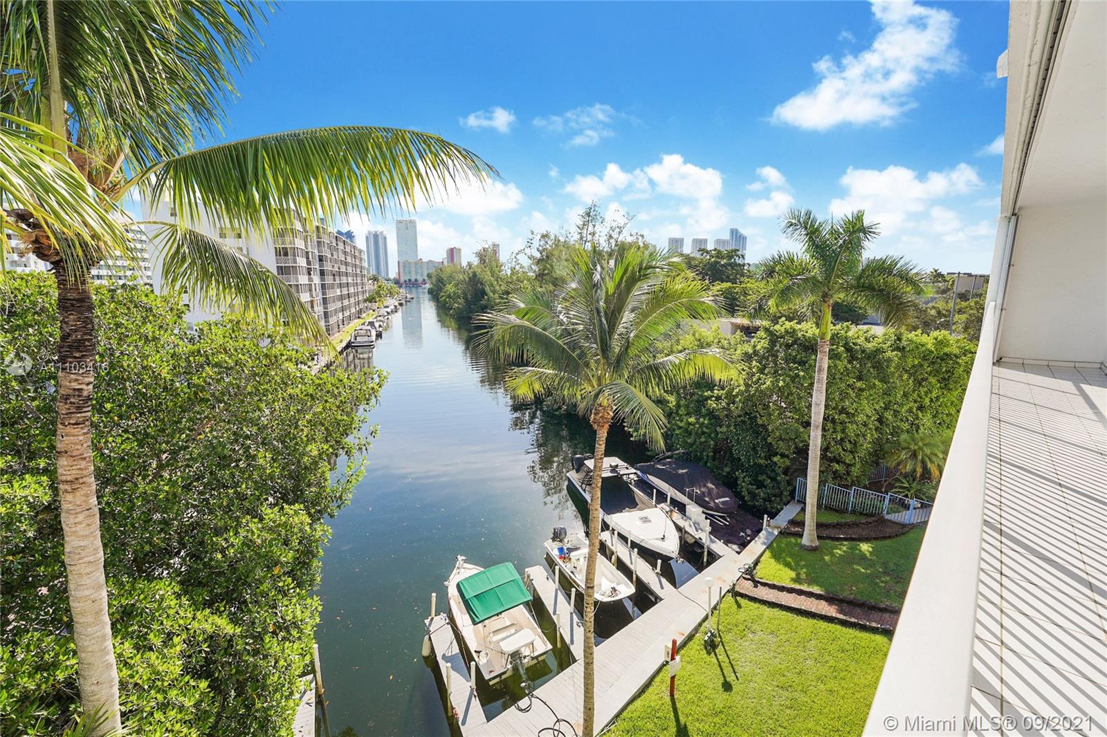 INTRACOASTAL POINT CONDO - Residential
