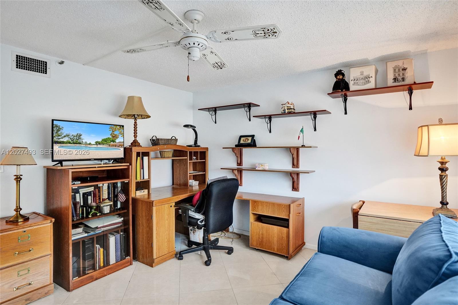 WATERS EDGE TOWERS CONDO - Residential