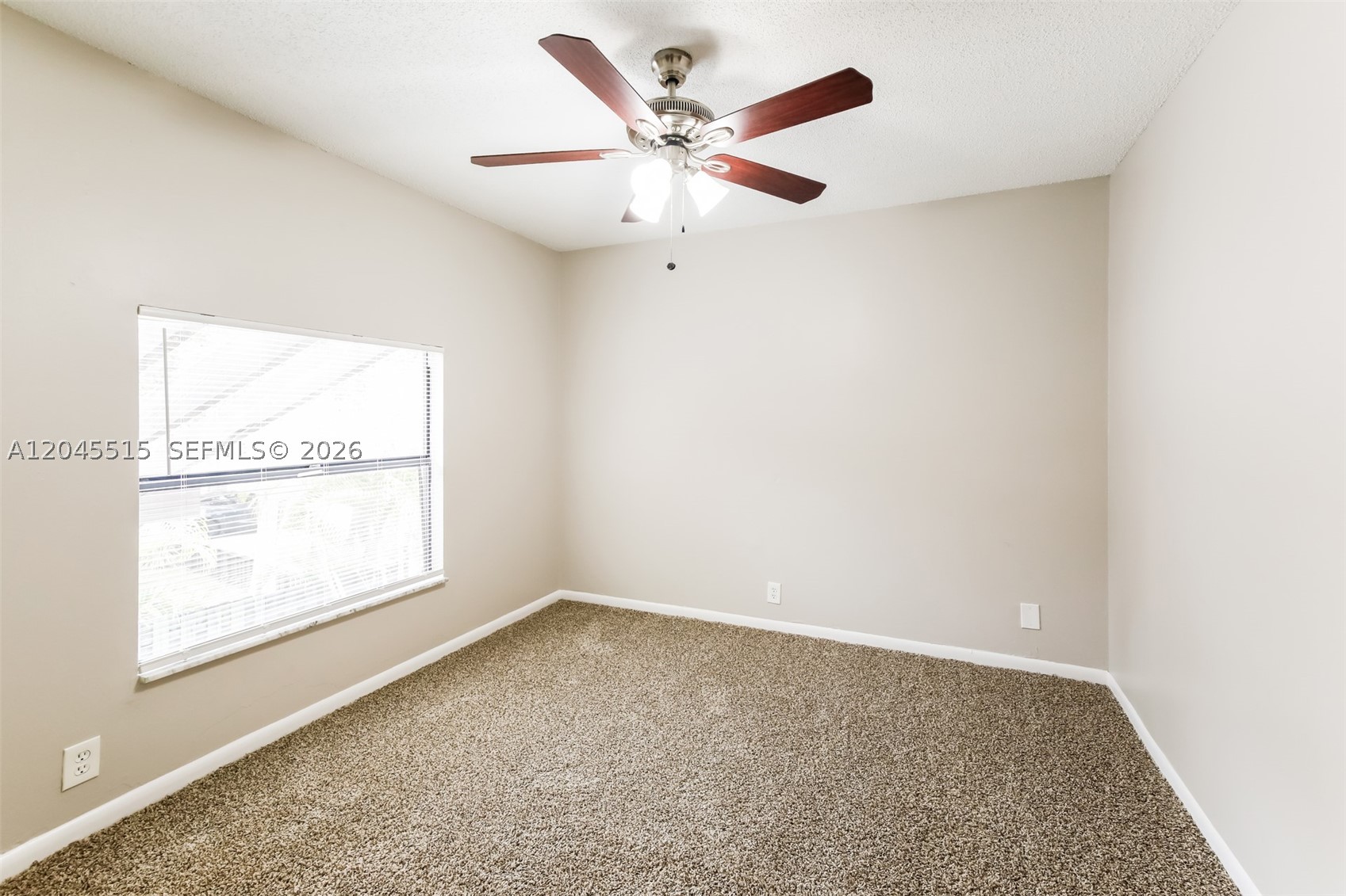 EVERGLADES SUGAR & LAND - Residential Lease