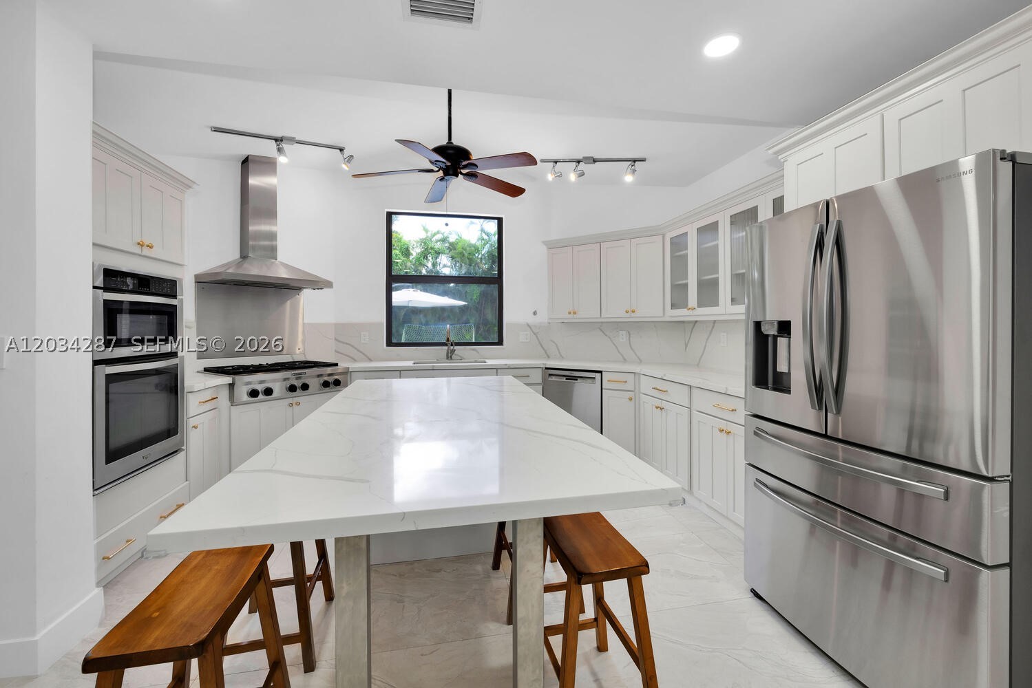 NOB HILL ESTS - Residential Lease
