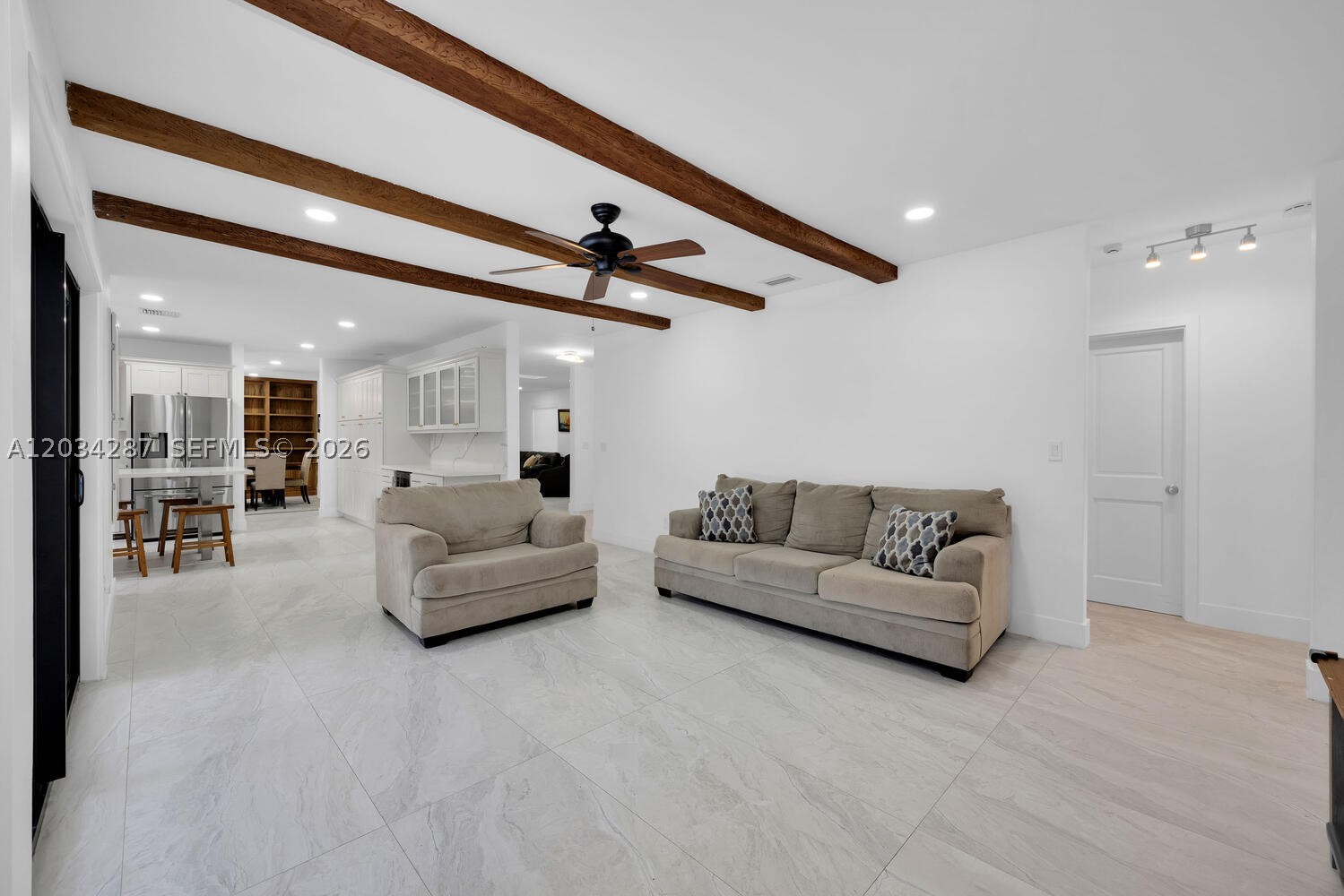 NOB HILL ESTS - Residential Lease