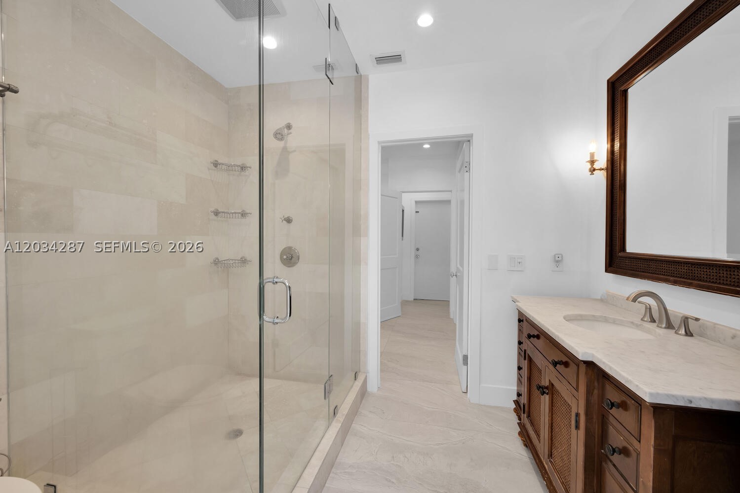 NOB HILL ESTS - Residential Lease