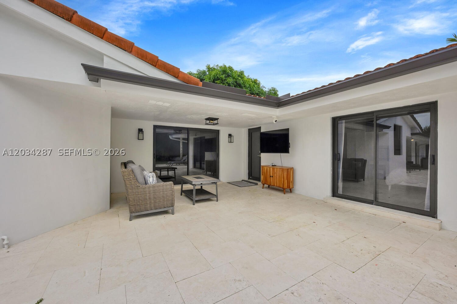 NOB HILL ESTS - Residential Lease