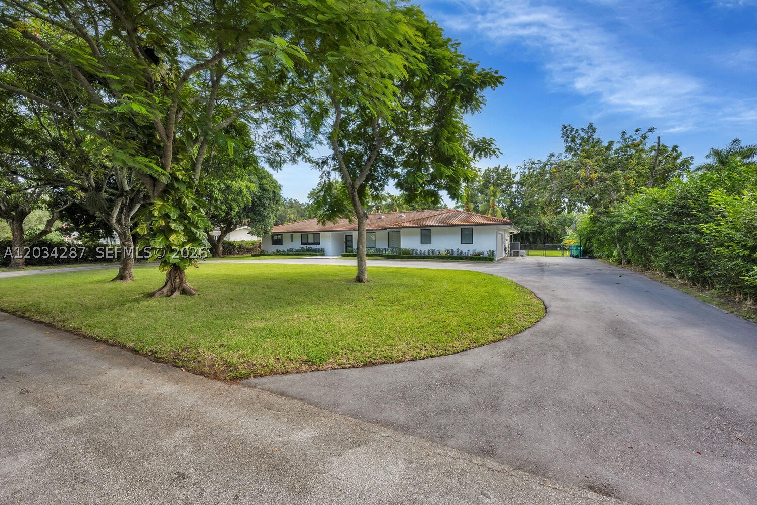 NOB HILL ESTS - Residential Lease